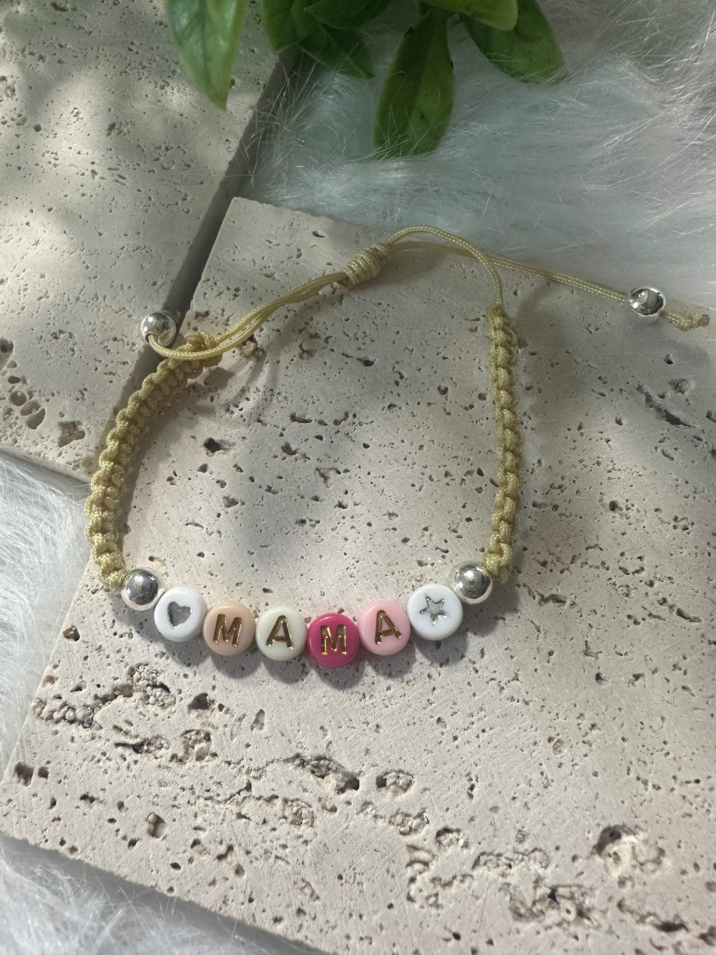 Pulseras de hilo madre