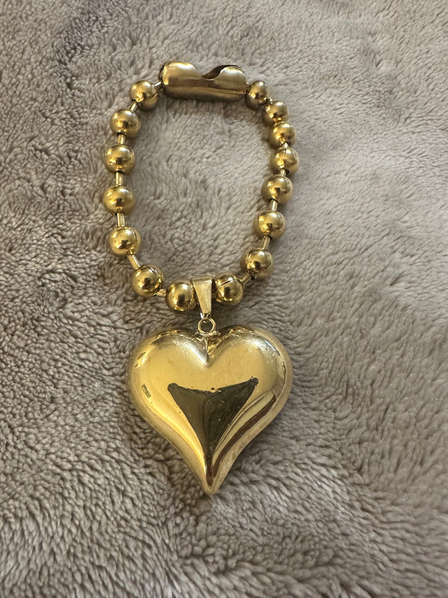 Ball Bracelet and Heart Pendant Color Gold