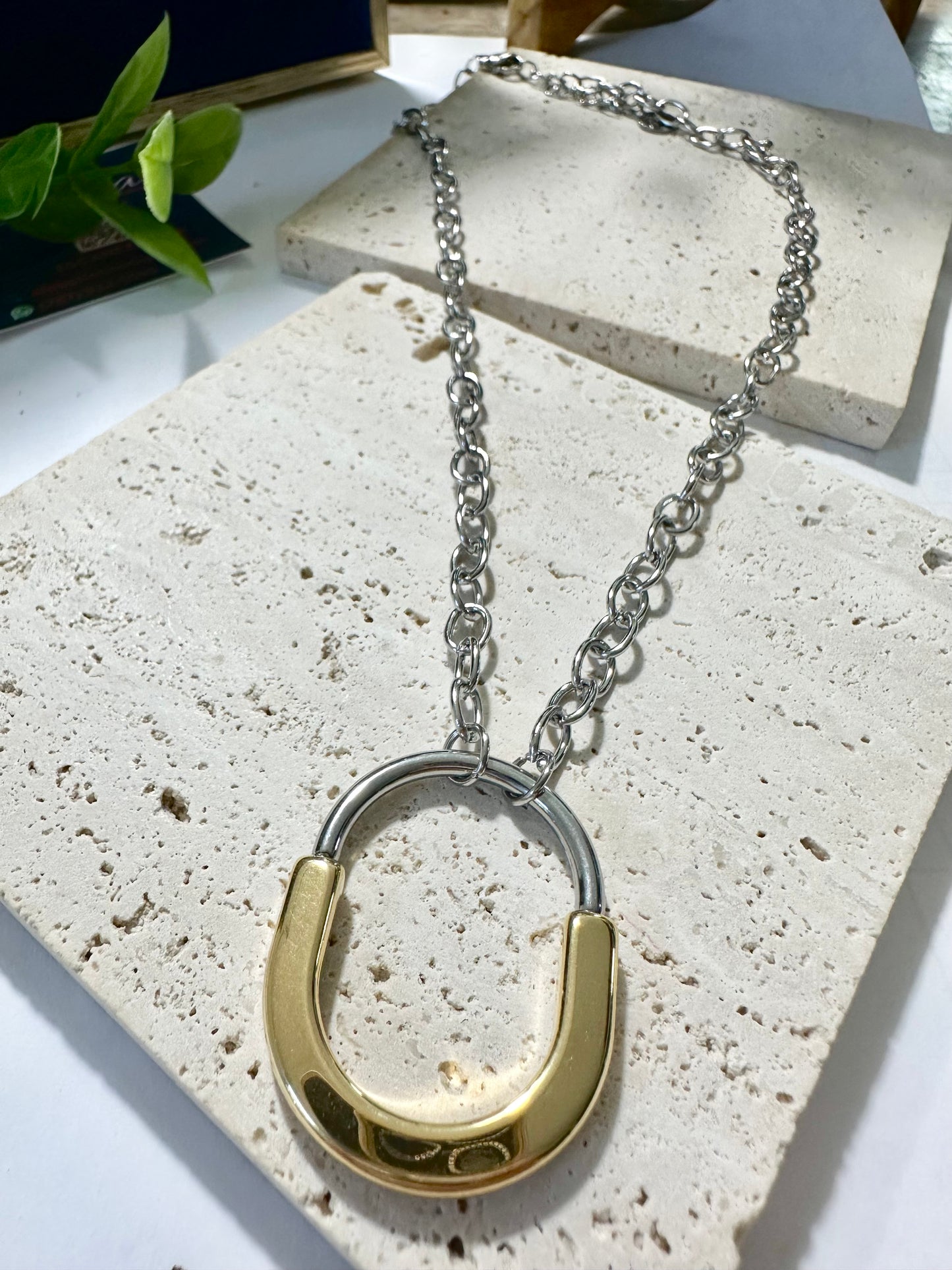 Oval Necklace